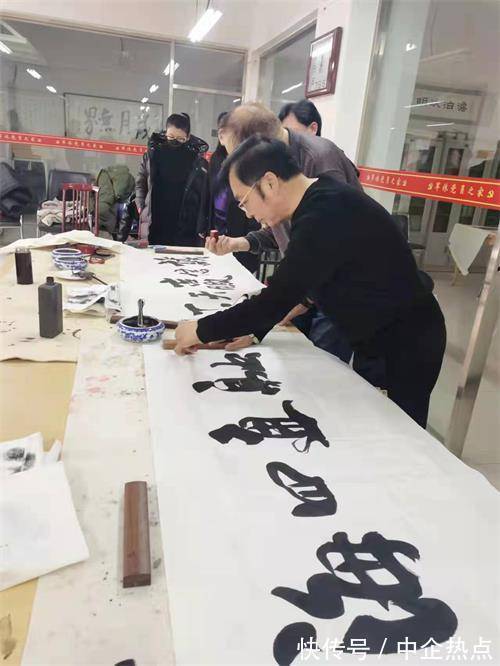 书画家$京门大墨村书画院迎新春创作笔会在京圆满举行